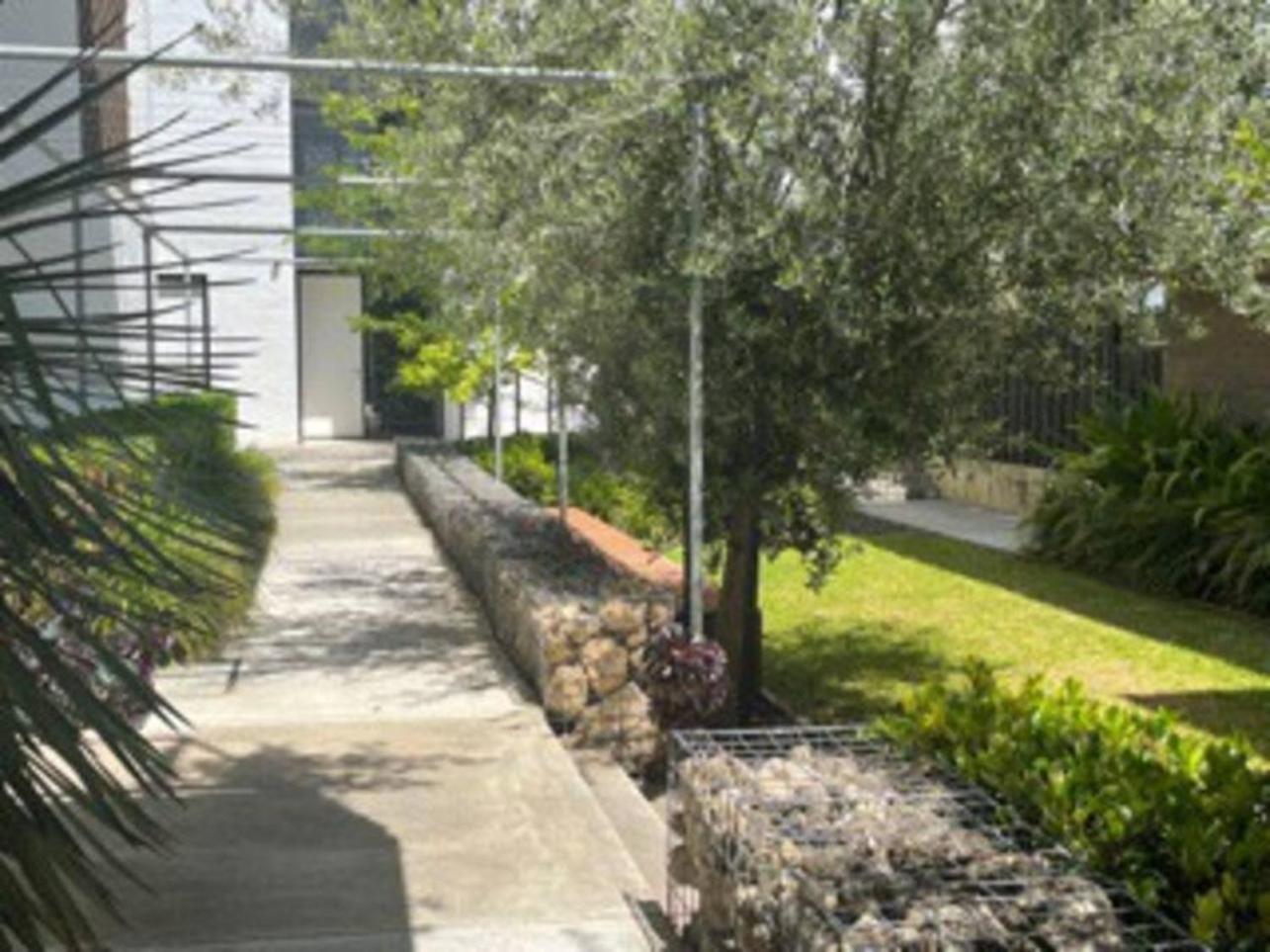 Blinco Hideaway- Modern Spacious 1Br Art Precinct W Balcony Fremantle Exterior photo